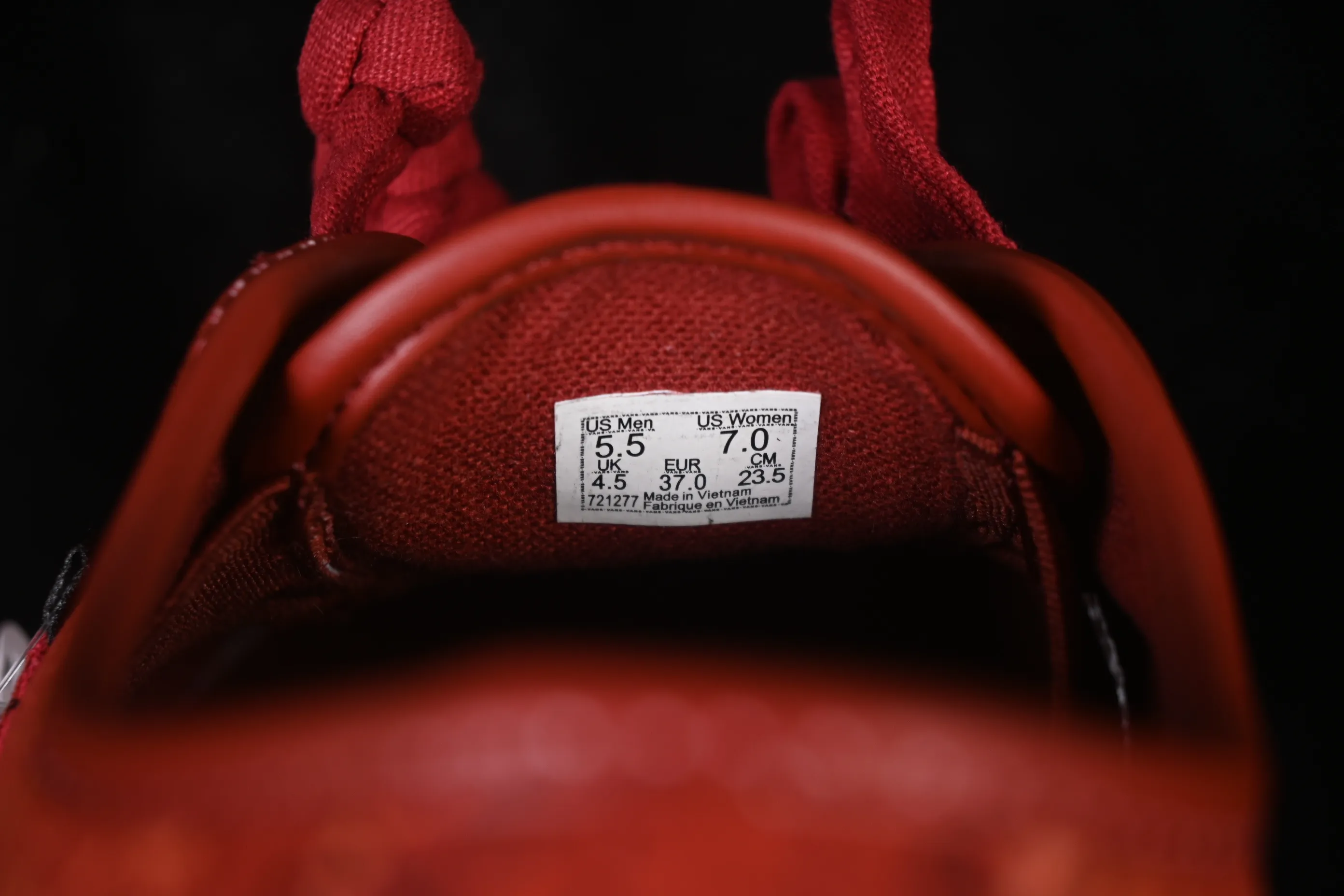 All categories Vans Vans series Vans Low Vans Authentic Year of the Horse limited low-top casual skateboard shoes VN000Z3UHRU